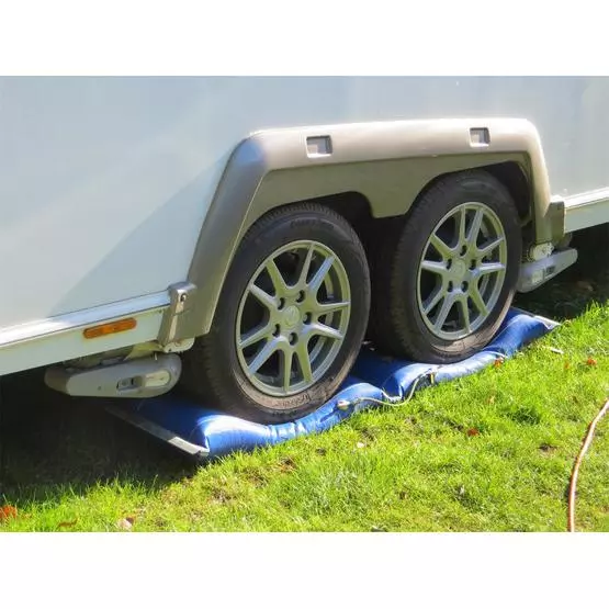 Lock N Level Twin Axle Caravan And Motorhome Levelling Aids Leisureshopdirect